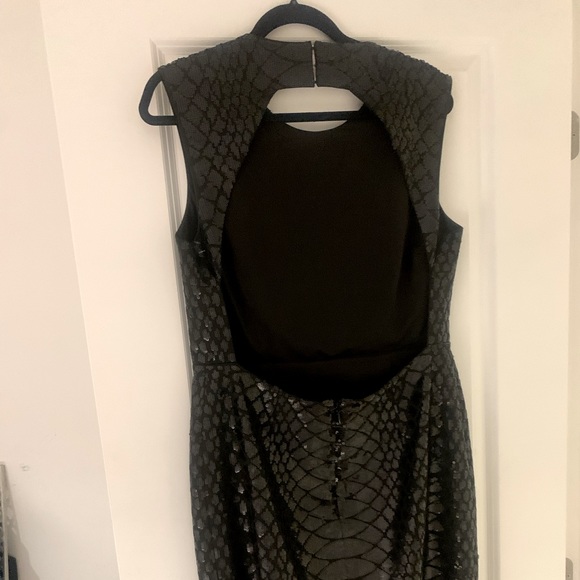 Sexy little sequin dress - Picture 3 of 4